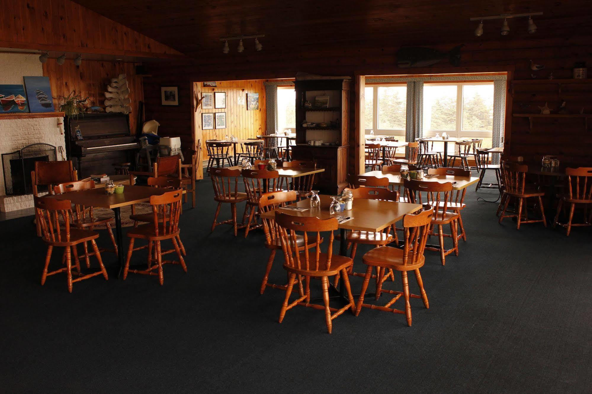 Brier Island Lodge Westport Экстерьер фото