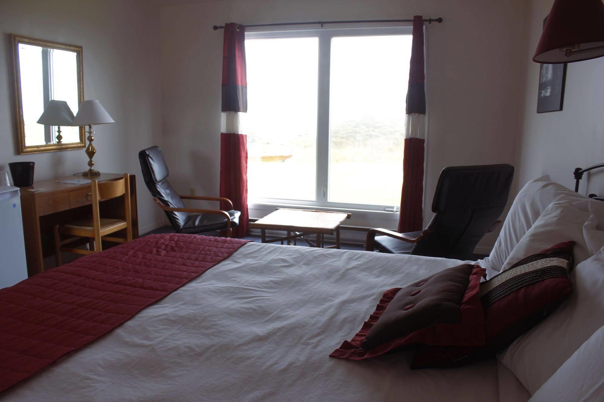 Brier Island Lodge Westport Экстерьер фото