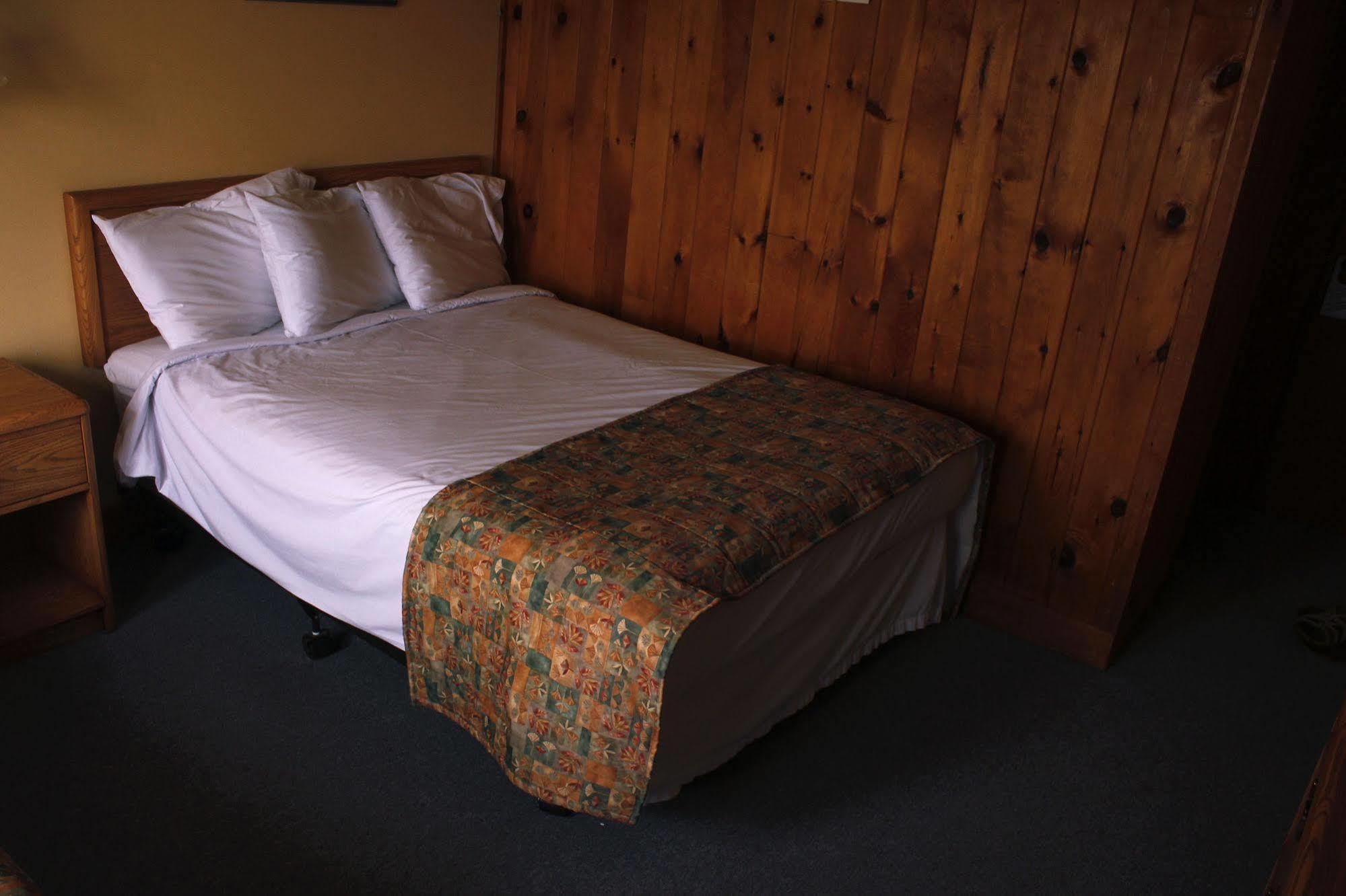 Brier Island Lodge Westport Экстерьер фото
