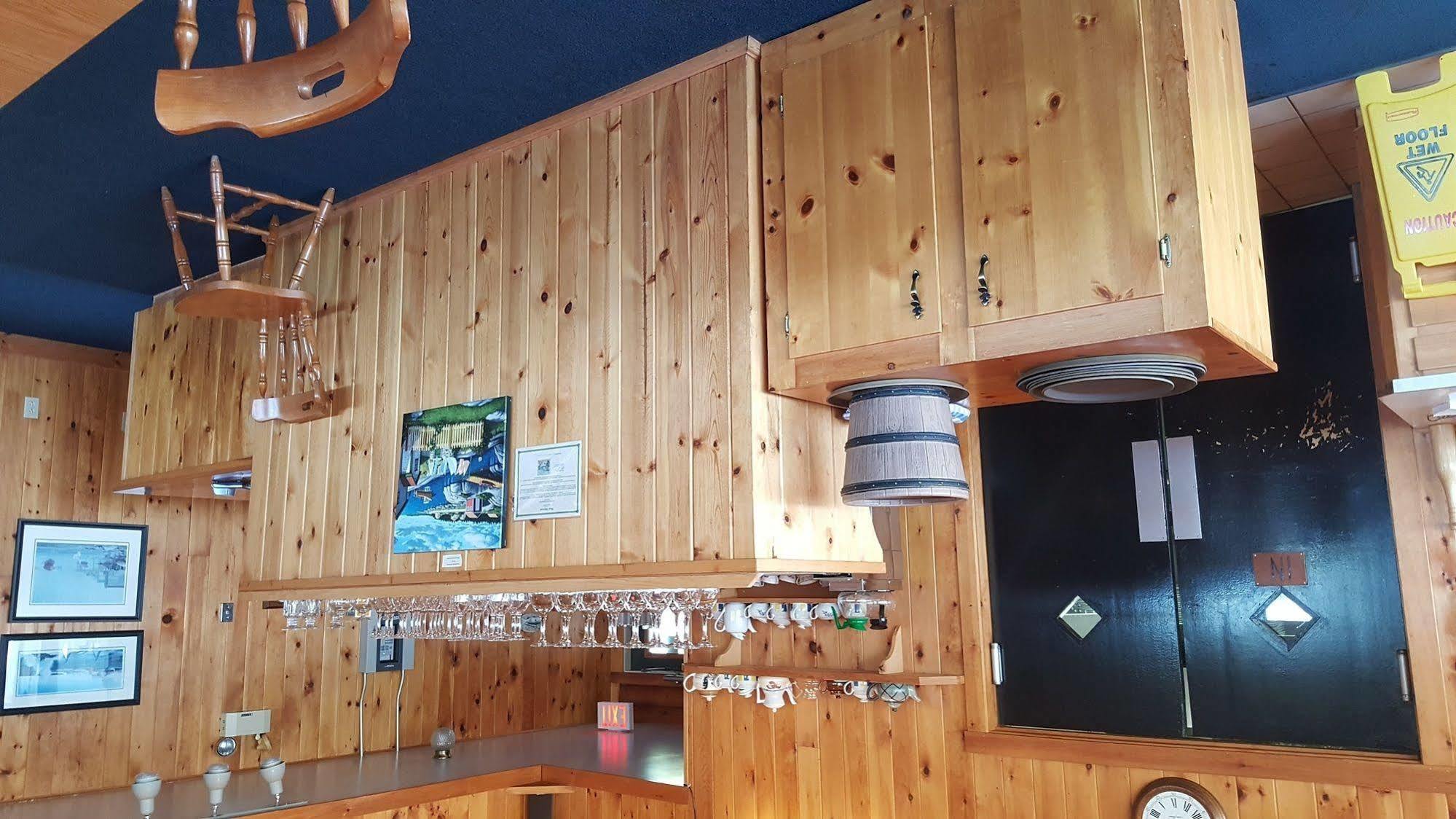 Brier Island Lodge Westport Экстерьер фото